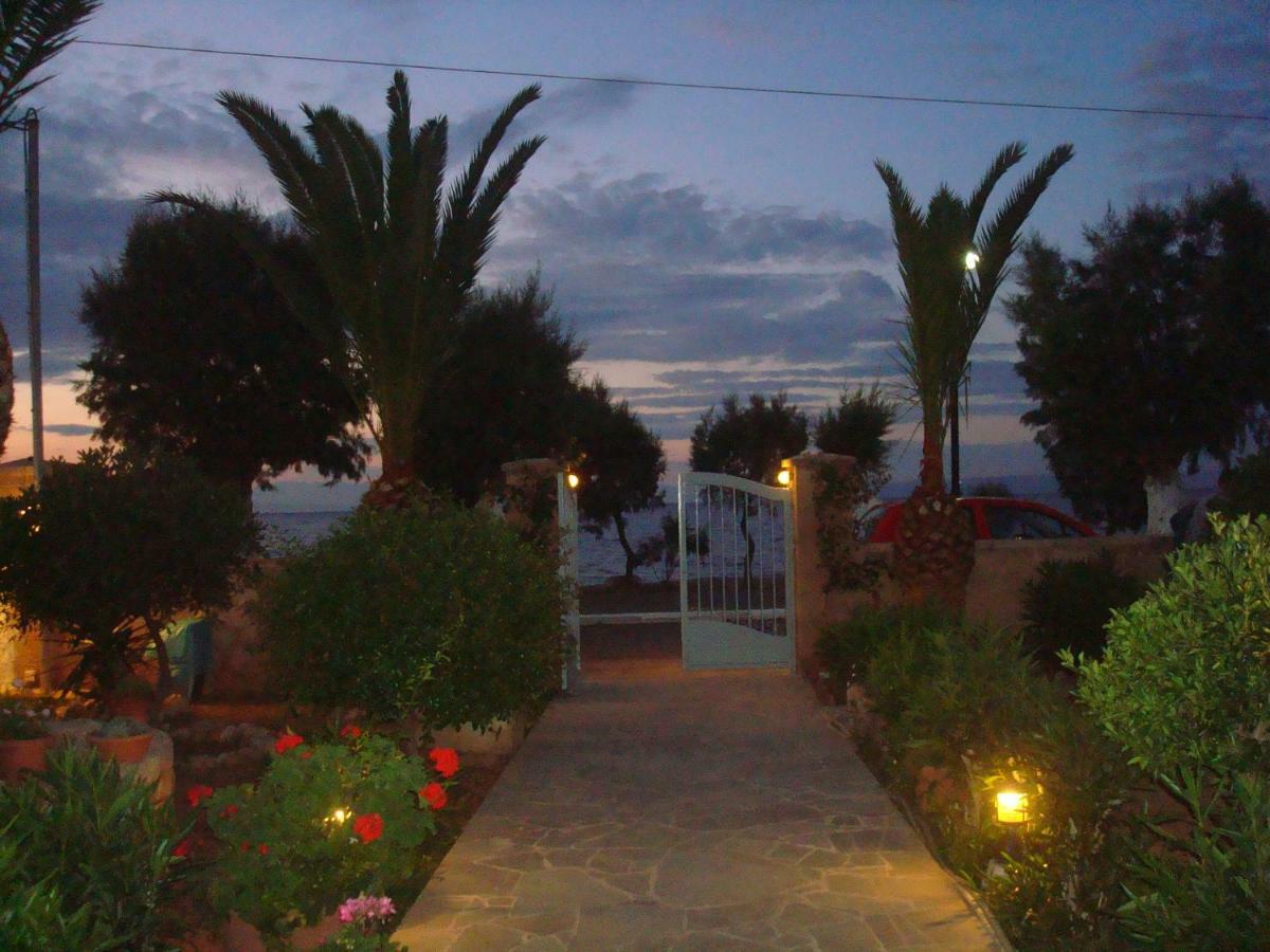 Studios Antoniou Skala  Exterior photo